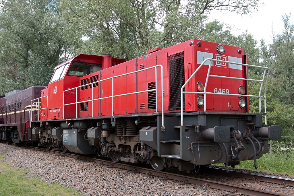 spoorweg spoorwegen hdr ns trein treinen locomotief verkeer transport openbaar vervoer spoor stoomlocomotief station